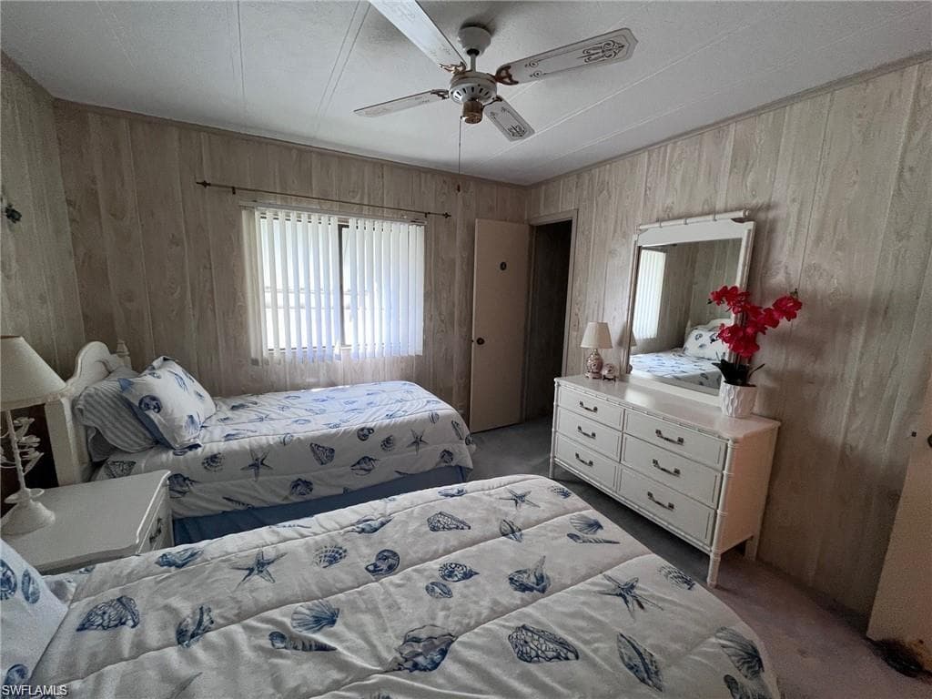 18 Aquamarine Ave 18q, Naples, FL 34114-11