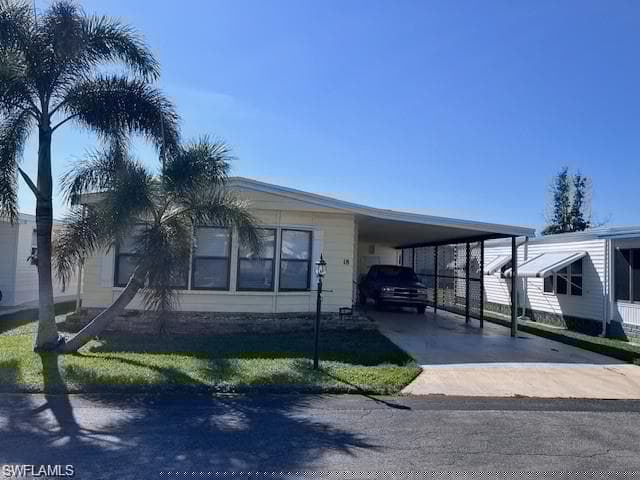 18 Aquamarine Ave 18q, Naples, FL 34114-1