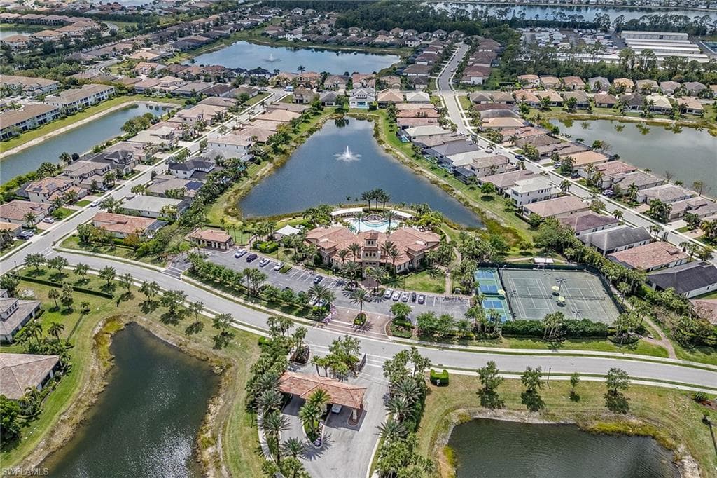 9403 Foxglove Ln, Naples, FL 34120-41