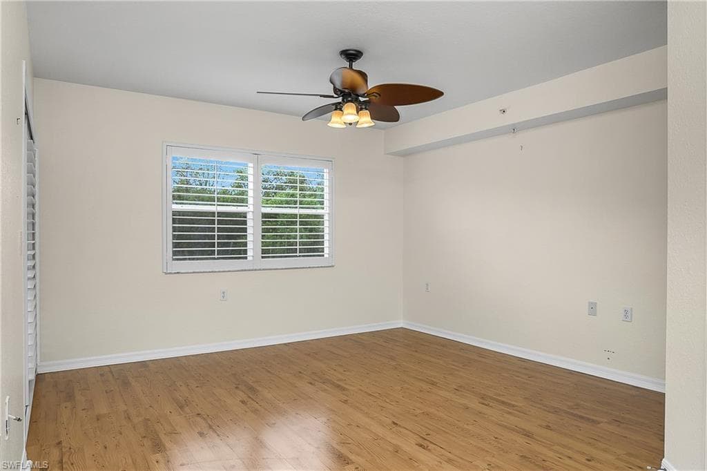 4965 Sandra Bay Dr 102, Naples, FL 34109-20