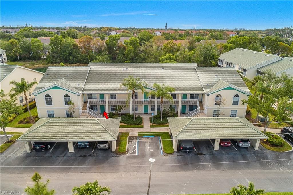 4965 Sandra Bay Dr 102, Naples, FL 34109-2
