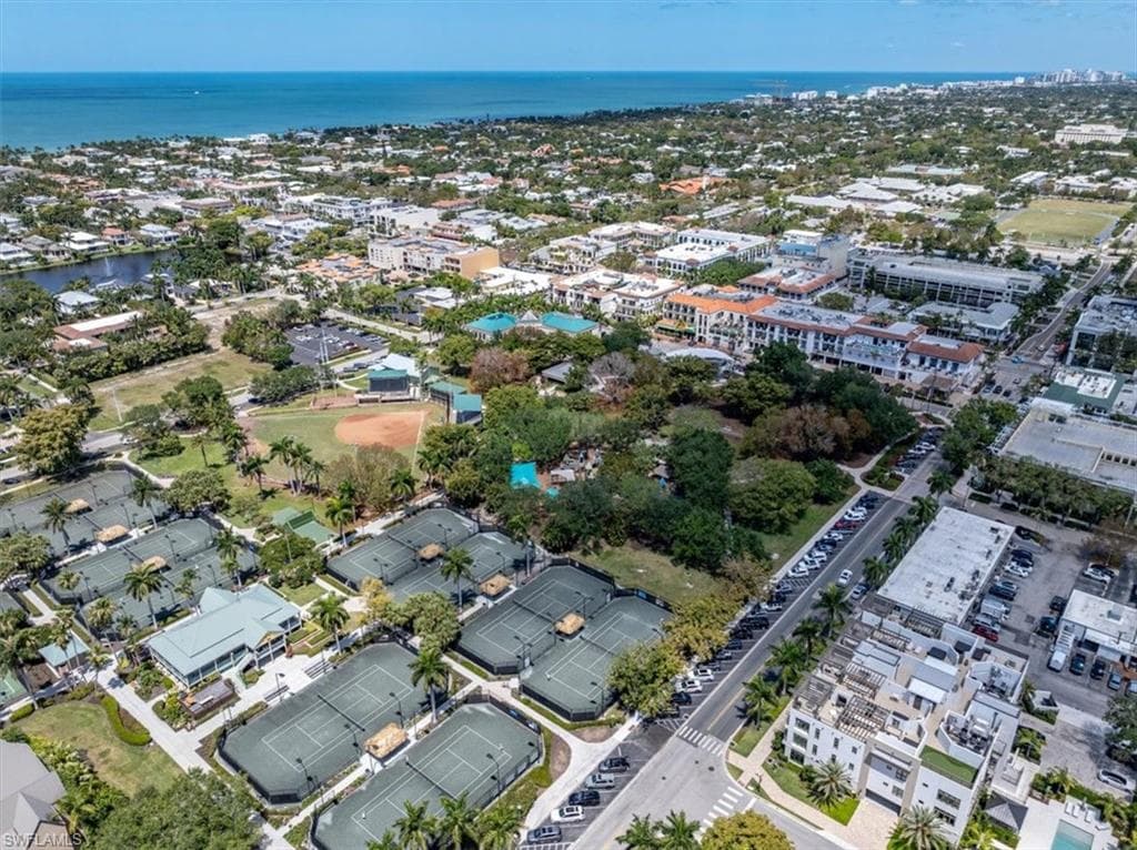 780 5th Ave S 305, Naples, FL 34102-32