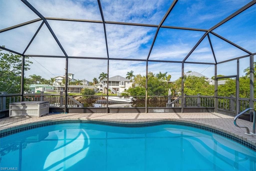 1283 Grand Canal Dr, Naples, FL 34110-23