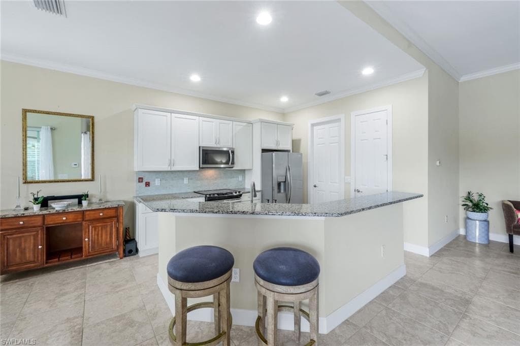 9102 Limestone Ln, Naples, FL 34120-13