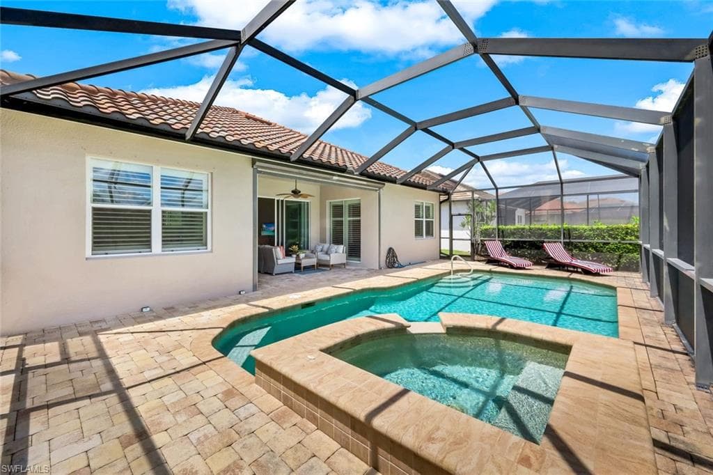 9102 Limestone Ln, Naples, FL 34120-27