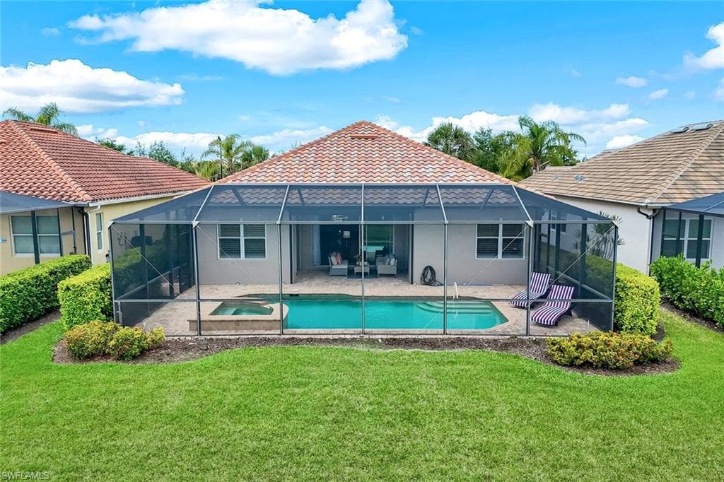 9102 Limestone Ln, Naples, FL 34120-31