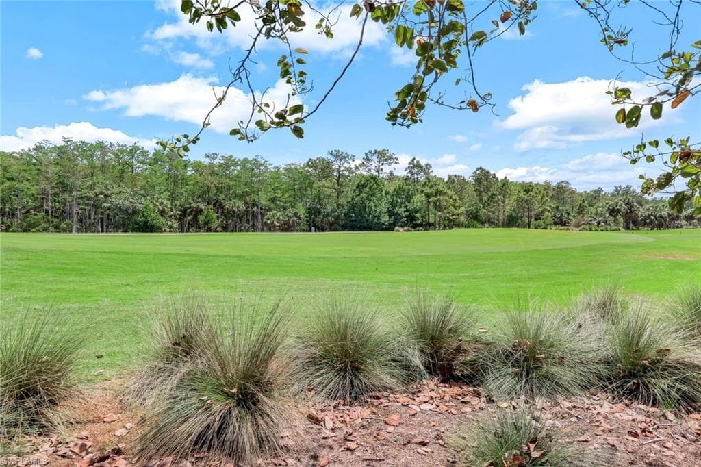 9102 Limestone Ln, Naples, FL 34120-34