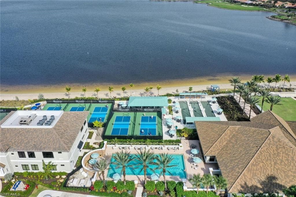 9102 Limestone Ln, Naples, FL 34120-36