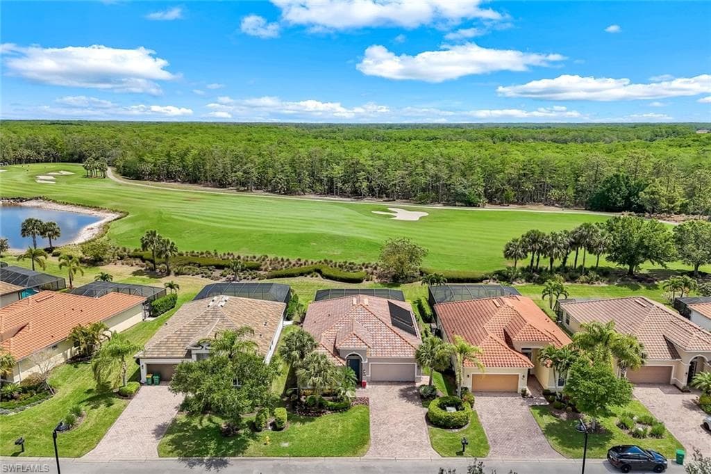 9102 Limestone Ln, Naples, FL 34120-3
