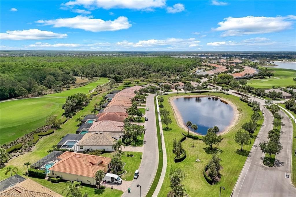 9102 Limestone Ln, Naples, FL 34120-4