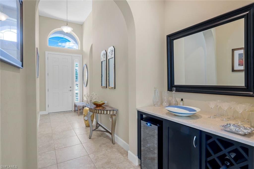9102 Limestone Ln, Naples, FL 34120-5