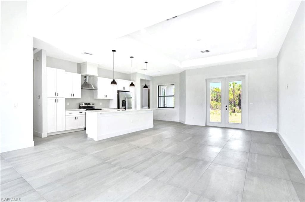 2633 22nd Ave SE, Naples, FL 34117-18