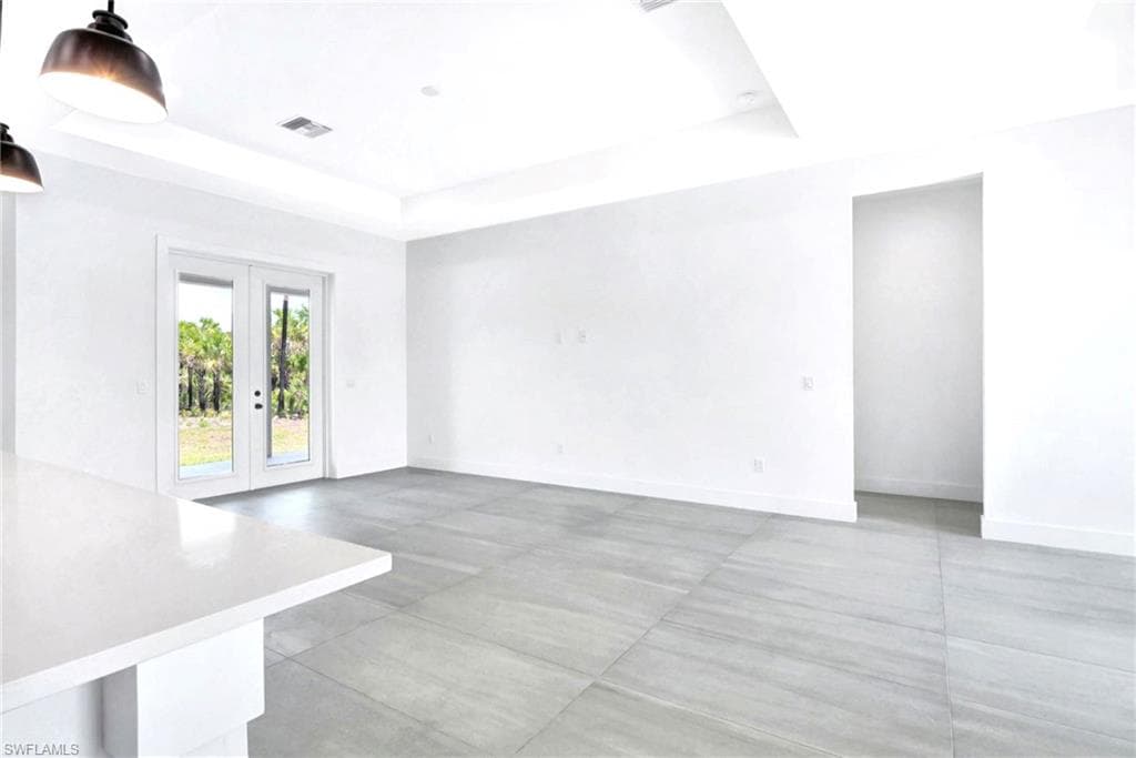 2633 22nd Ave SE, Naples, FL 34117-20