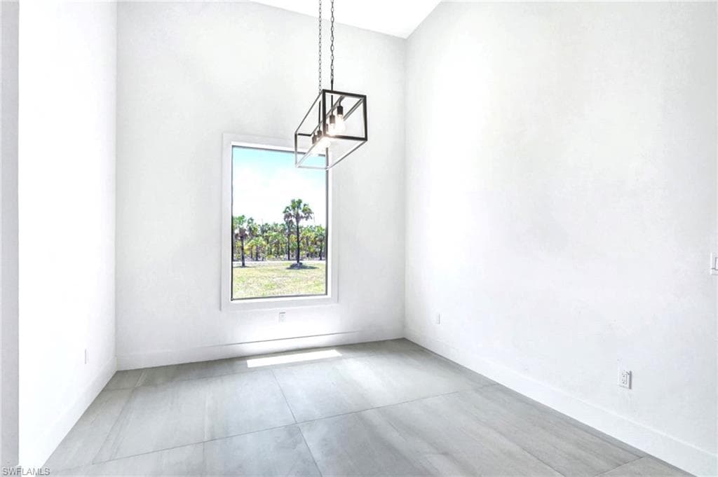 2633 22nd Ave SE, Naples, FL 34117-24