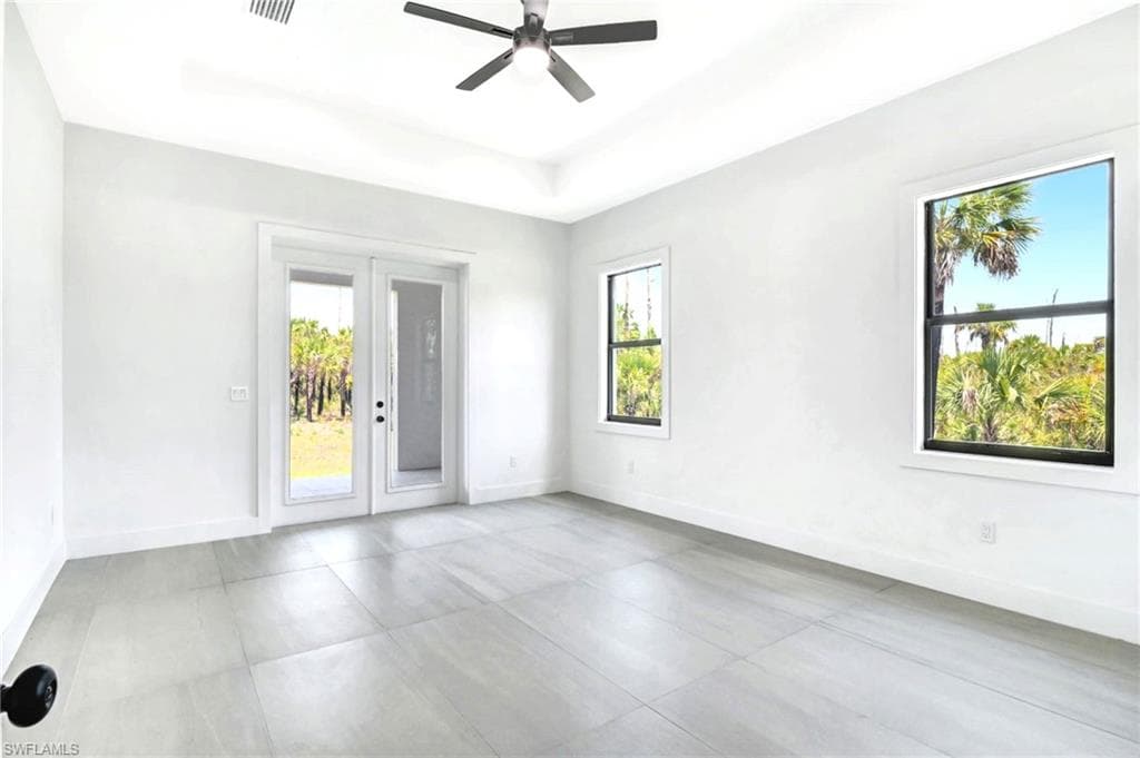 2633 22nd Ave SE, Naples, FL 34117-25