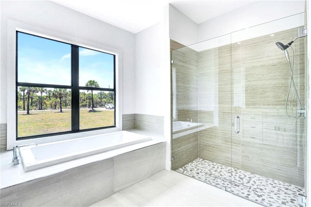 2633 22nd Ave SE, Naples, FL 34117-30