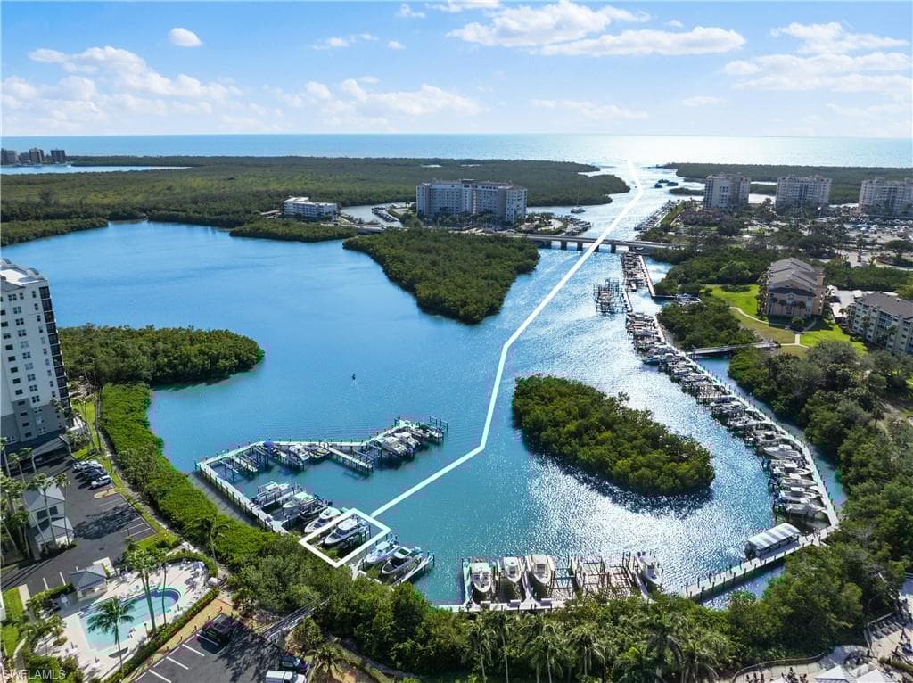 311c Wiggins Bay Dr, Naples, FL 34110-12