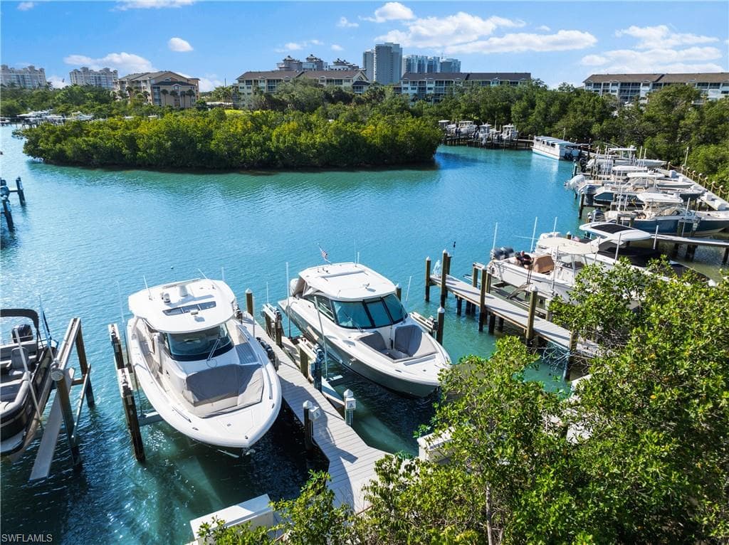 311c Wiggins Bay Dr, Naples, FL 34110-6