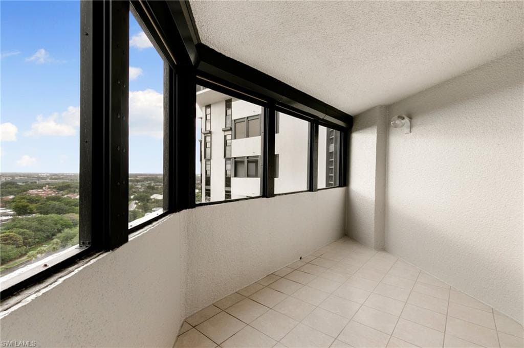 6001 Pelican Bay Blvd 906, Naples, FL 34108-15