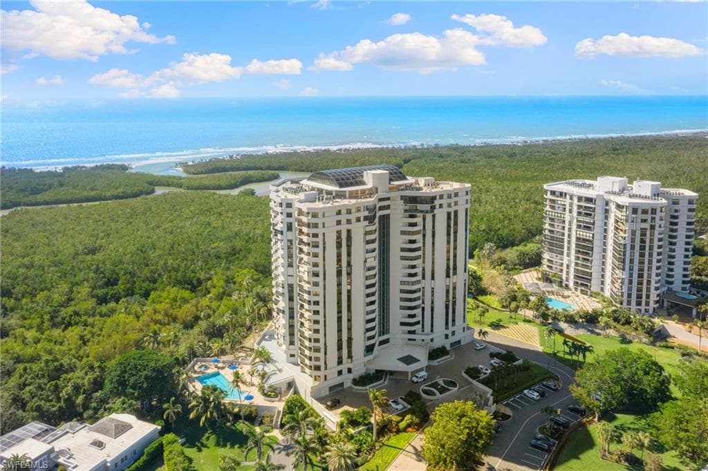 6001 Pelican Bay Blvd 906, Naples, FL 34108-2