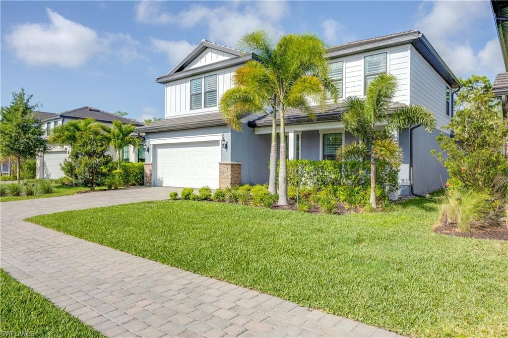 10367 Ventana Ln, Naples, FL 34120-1