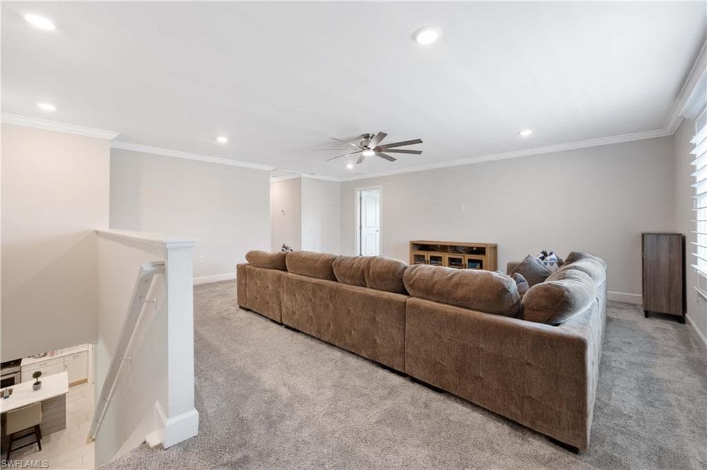 10367 Ventana Ln, Naples, FL 34120-33