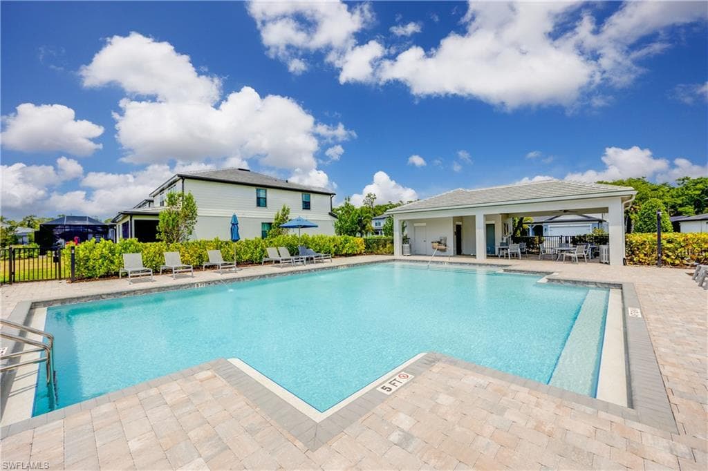 10367 Ventana Ln, Naples, FL 34120-49
