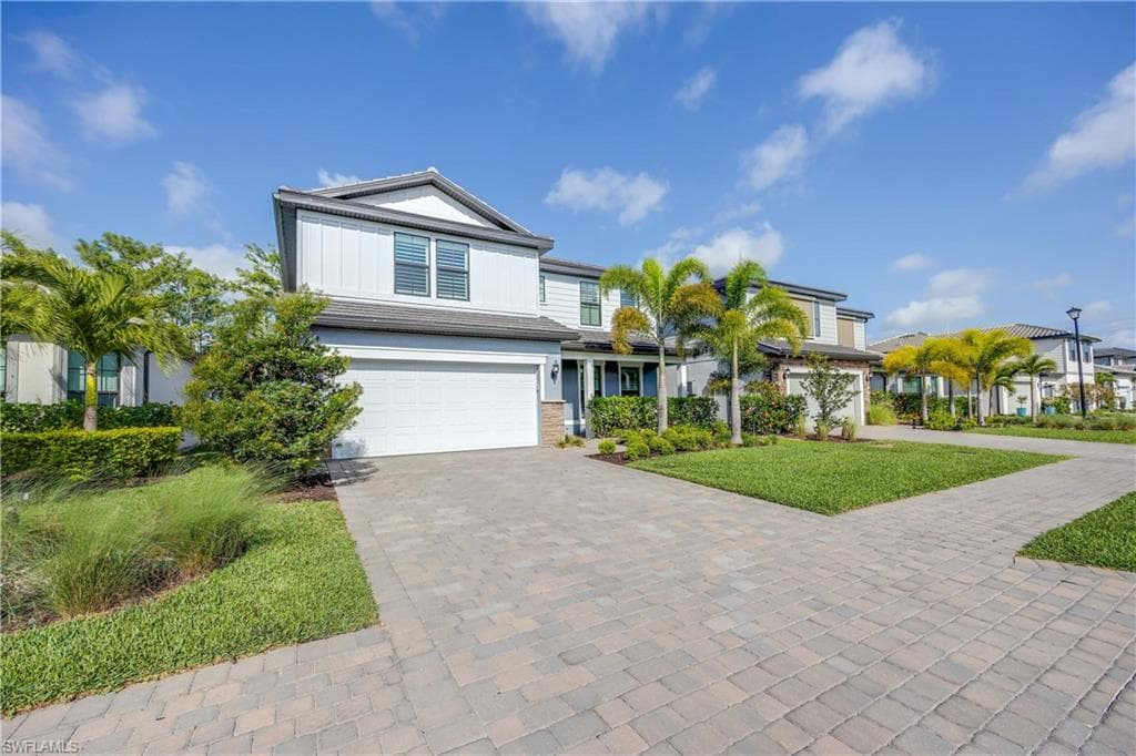 10367 Ventana Ln, Naples, FL 34120-5