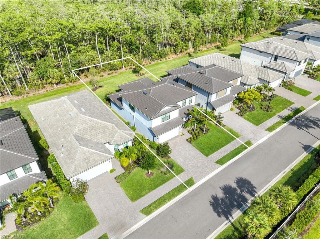 10367 Ventana Ln, Naples, FL 34120-7