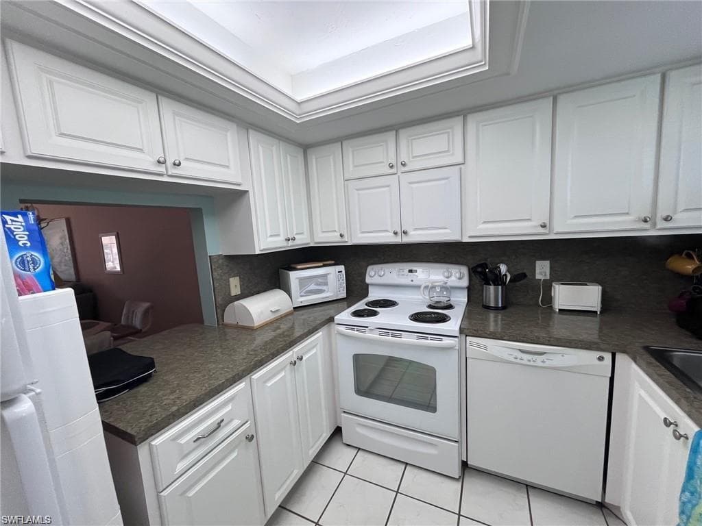 401 Charlemagne Blvd 202c, Naples, FL 34112-11