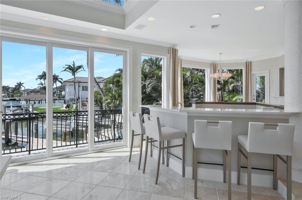 152 Conners Ave, Naples, FL 34108-16