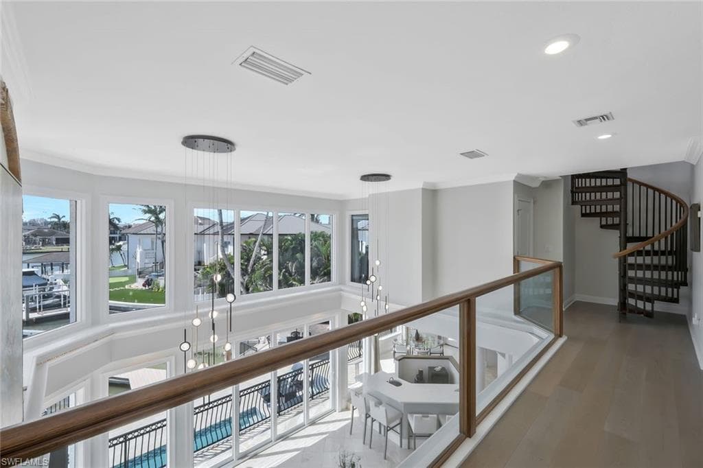 152 Conners Ave, Naples, FL 34108-24