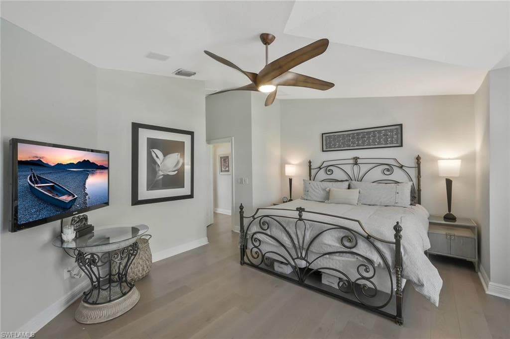 152 Conners Ave, Naples, FL 34108-26