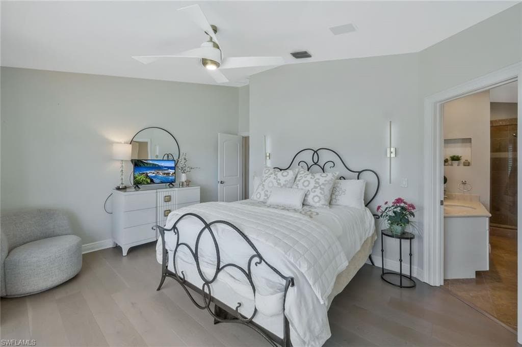 152 Conners Ave, Naples, FL 34108-28