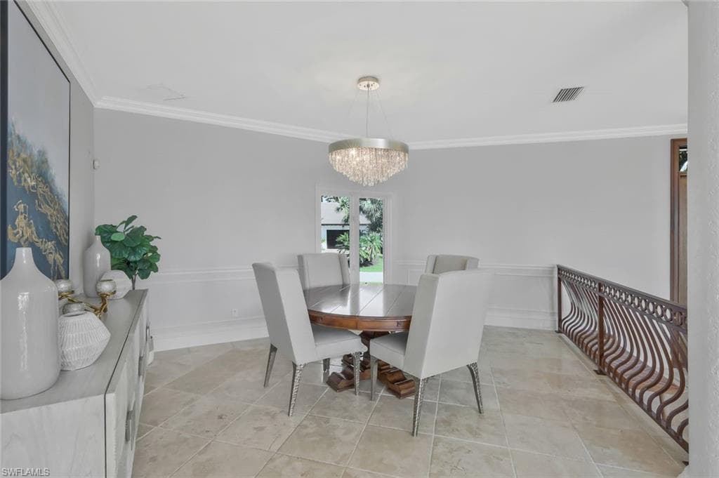 152 Conners Ave, Naples, FL 34108-30