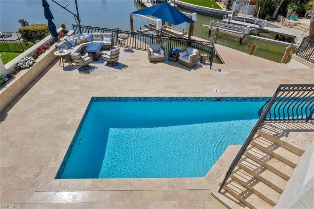 152 Conners Ave, Naples, FL 34108-38