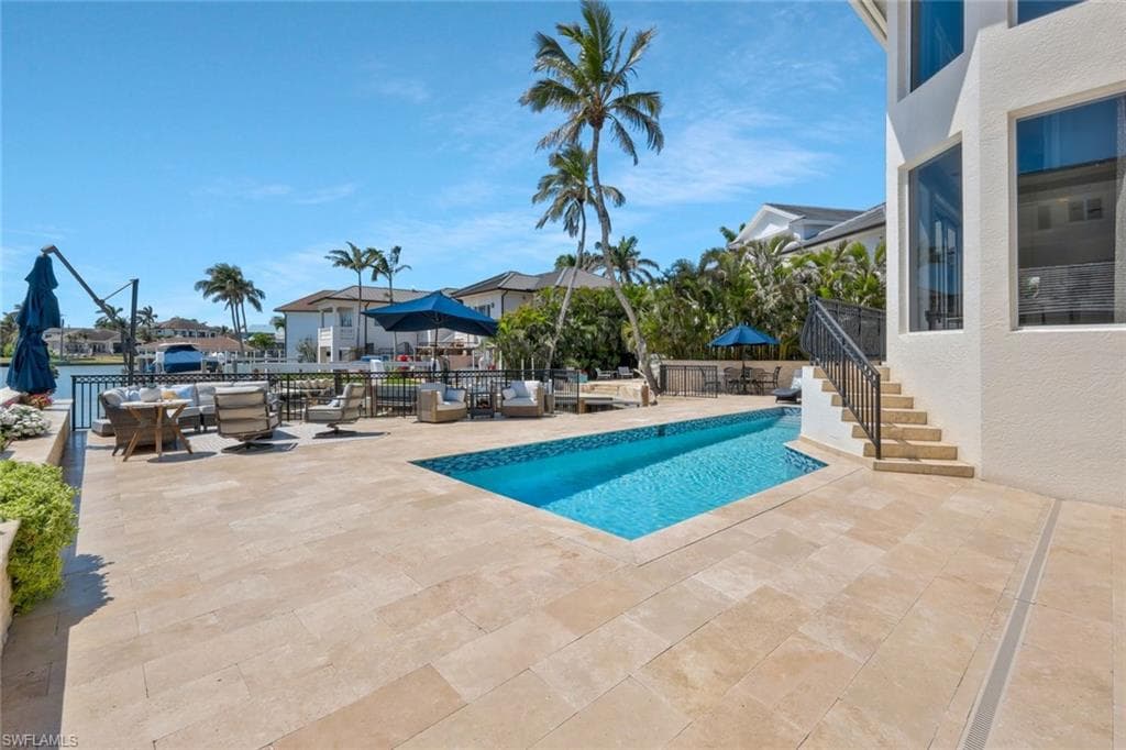 152 Conners Ave, Naples, FL 34108-39