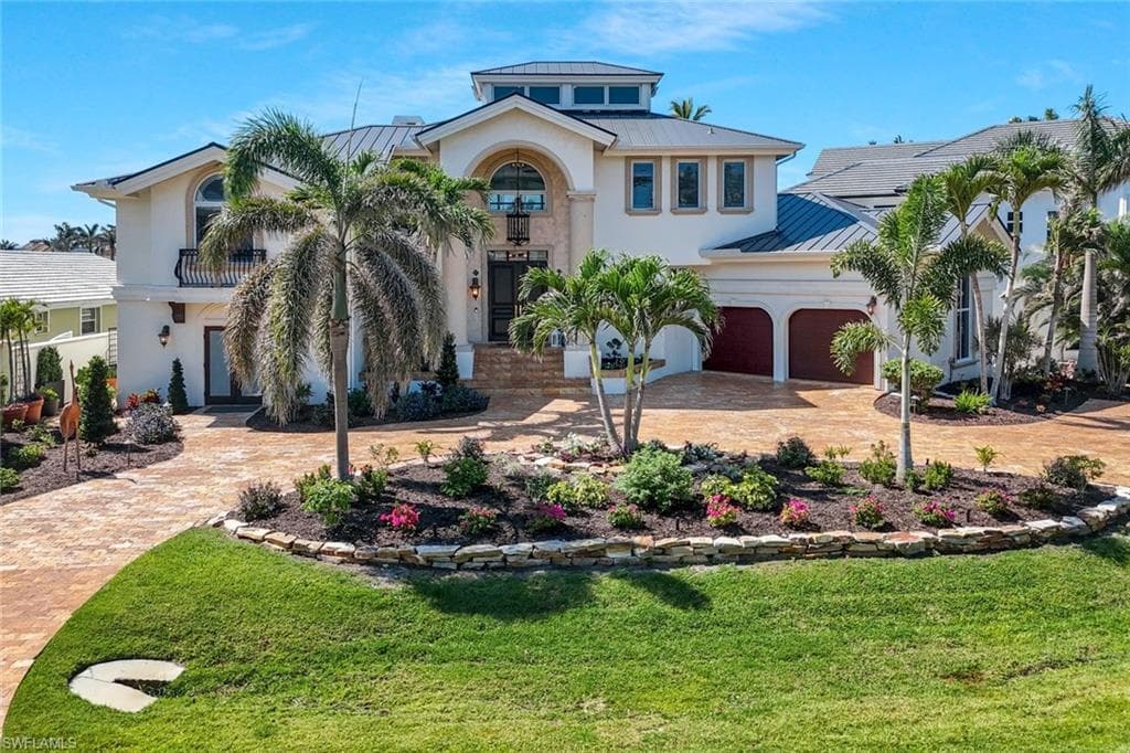 152 Conners Ave, Naples, FL 34108-7
