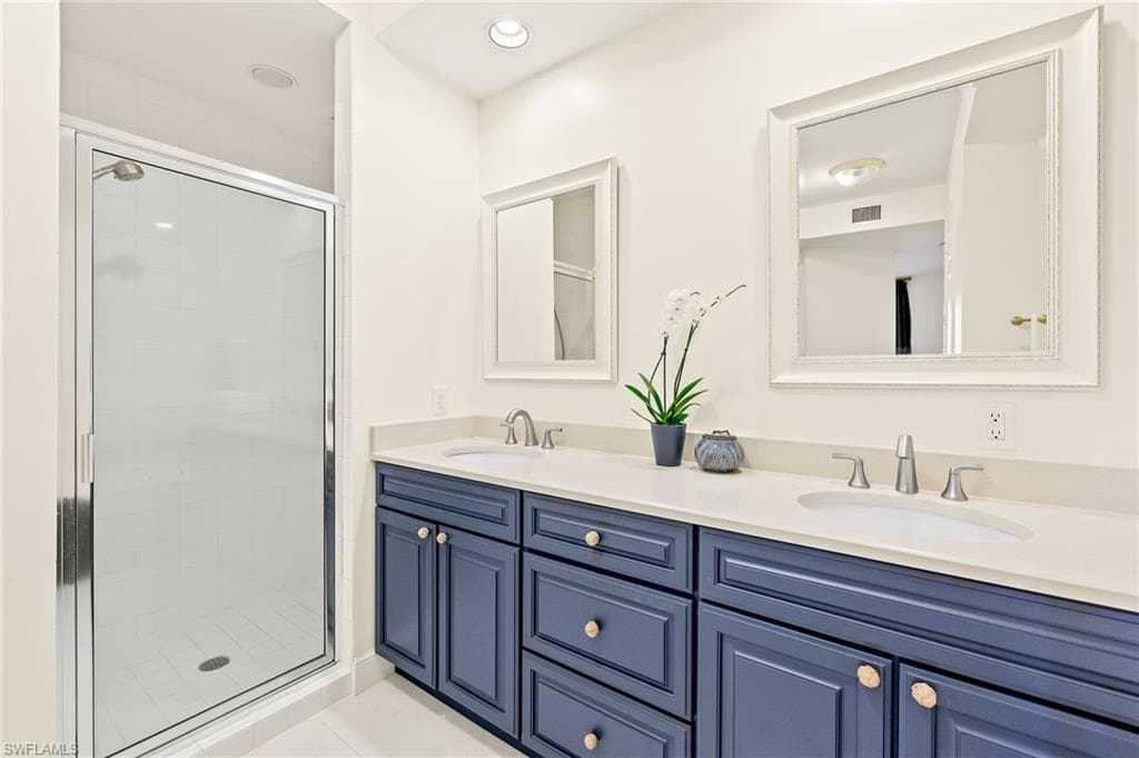 410 Flagship Dr 301, Naples, FL 34108-15