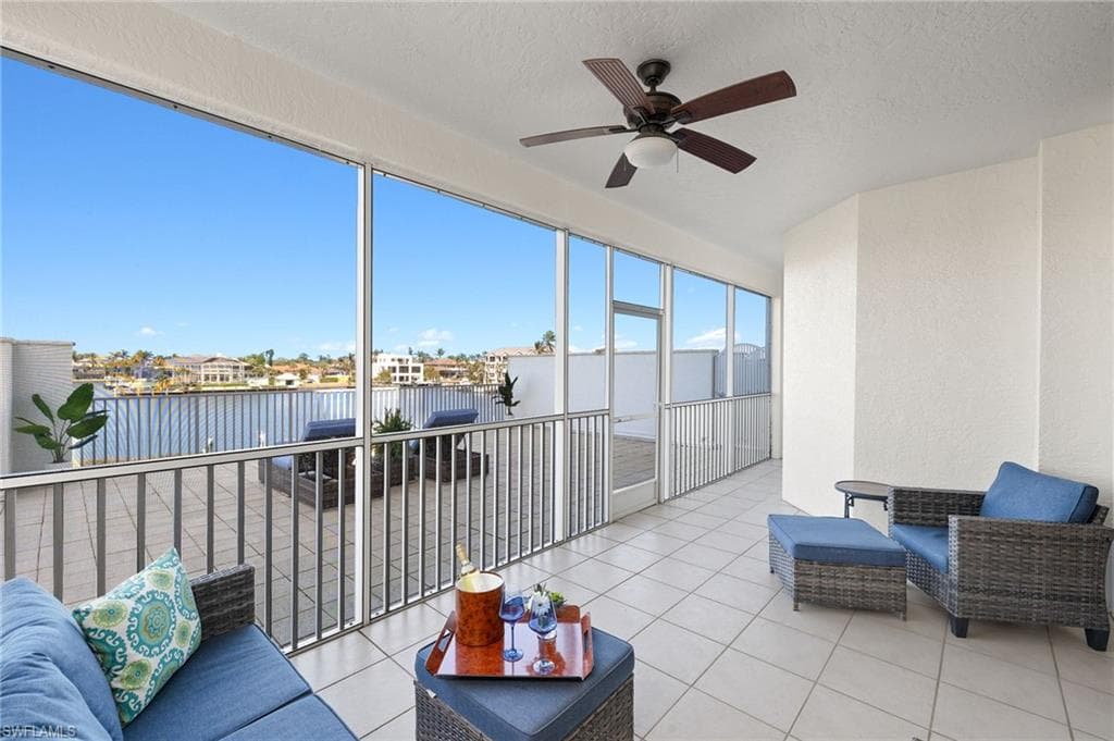410 Flagship Dr 301, Naples, FL 34108-22
