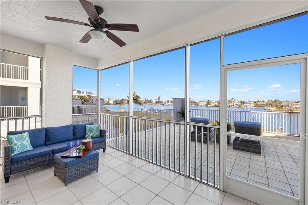 410 Flagship Dr 301, Naples, FL 34108-24