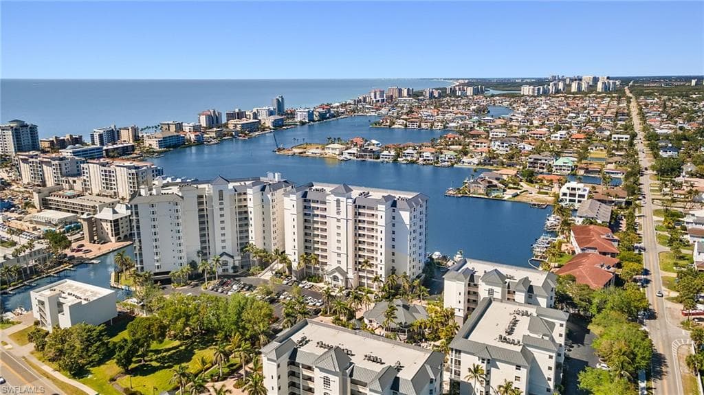 410 Flagship Dr 301, Naples, FL 34108-31