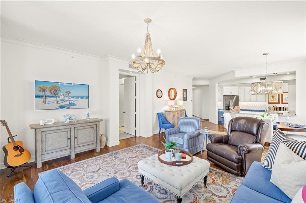 410 Flagship Dr 301, Naples, FL 34108-5