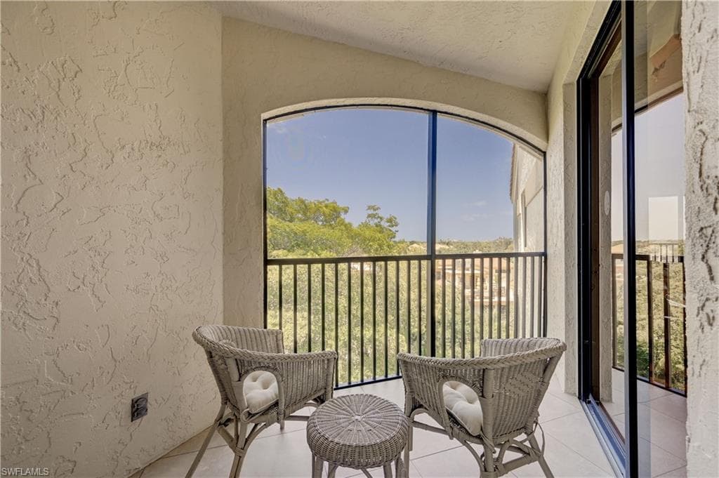 6520 Valen Way C505, Naples, FL 34108-10