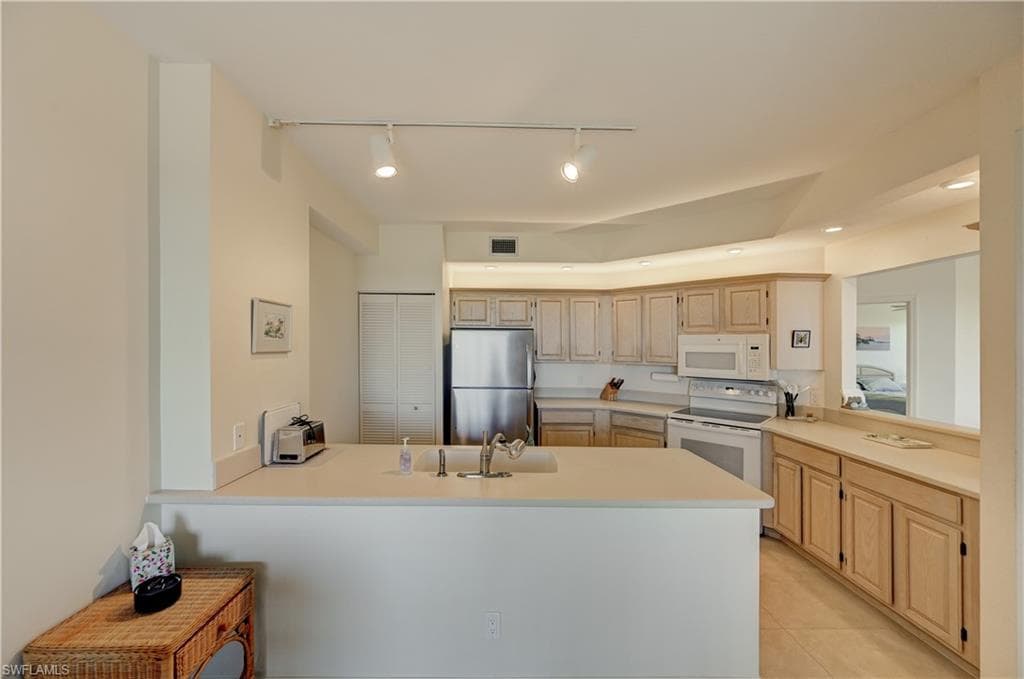 6520 Valen Way C505, Naples, FL 34108-16