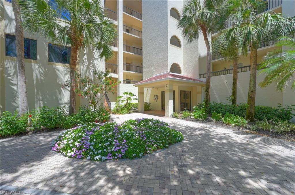 6520 Valen Way C505, Naples, FL 34108-25