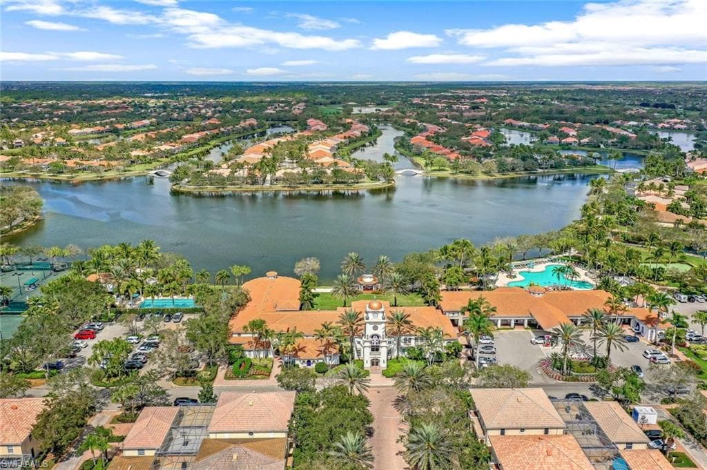 3758 Whidbey Way, Naples, FL 34119-38