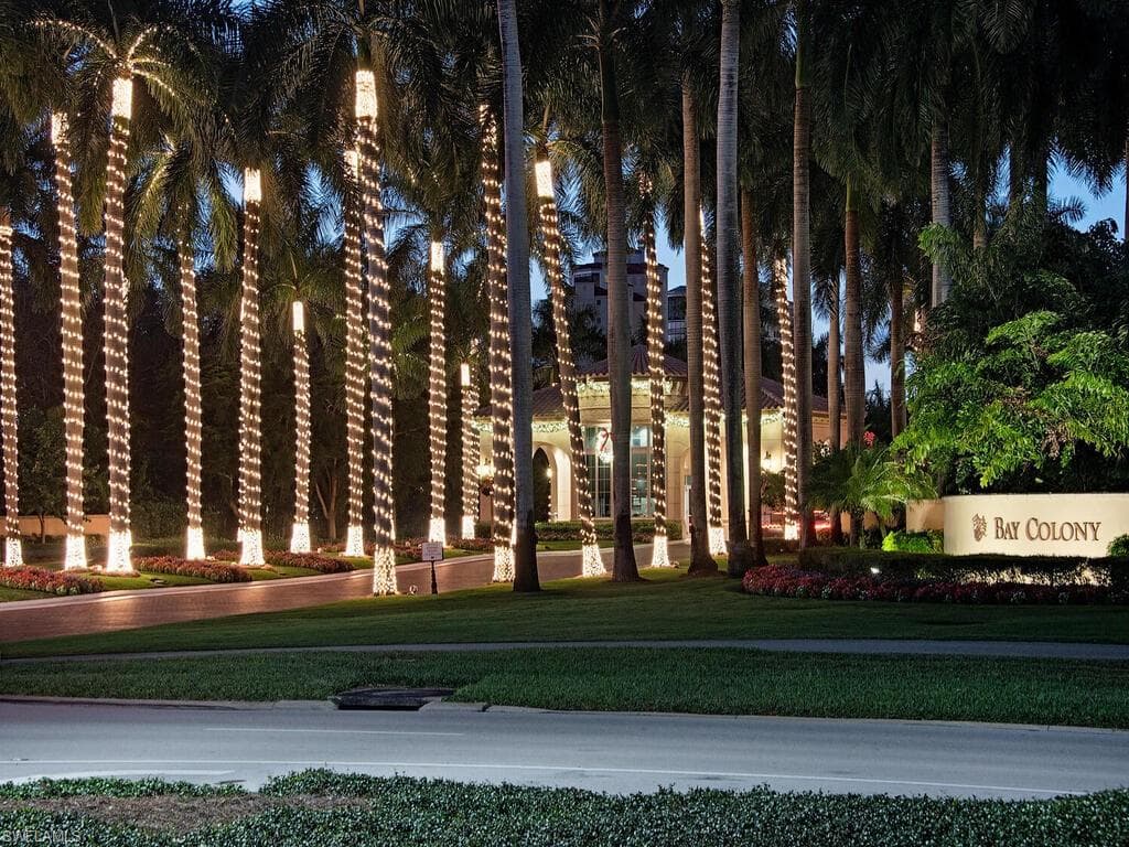 8111 Bay Colony Dr 1403, Naples, FL 34108-23