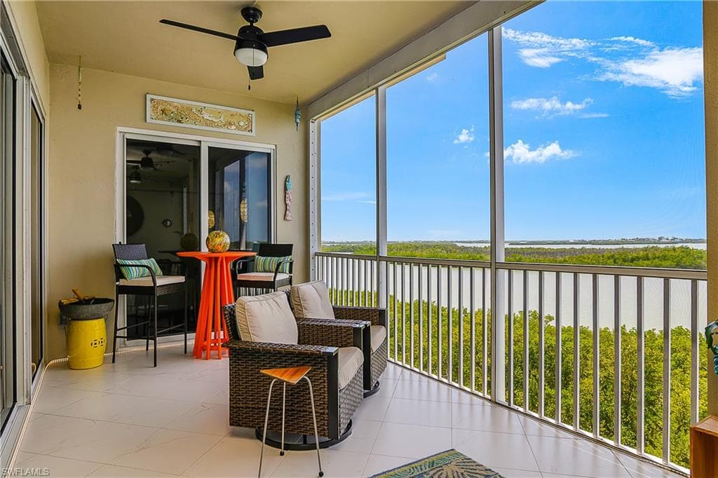 337 Vintage Bay Dr D28, Marco Island, FL 34145-2