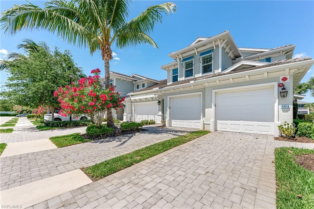 6948 Avalon Cir 604, Naples, FL 34112-1